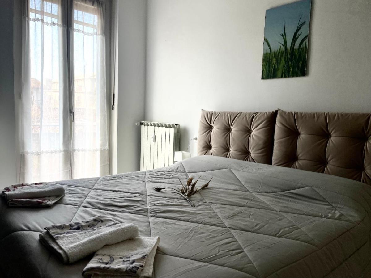 Appartamento Le Risaie Vercelli Exterior foto